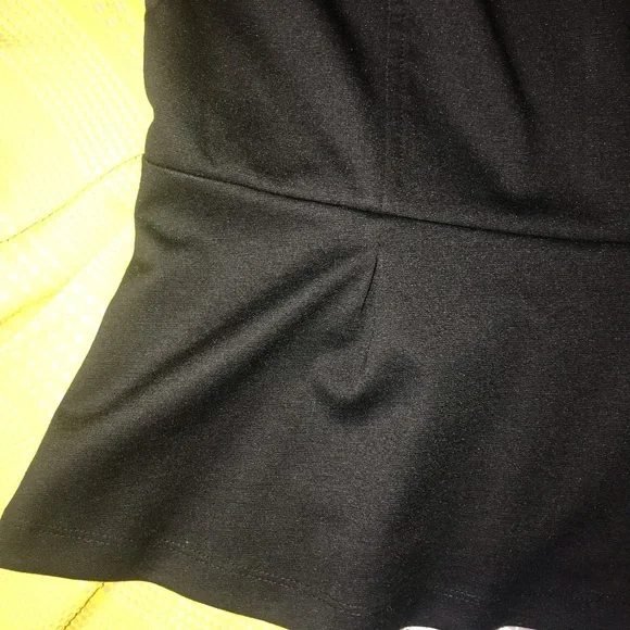 The Limited Black Sleeveless Peplum Top - Picture 6 of 8